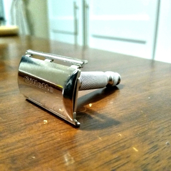 📦vintage box:1950's VINTAGE mini travel GILLETTE - Picture 3 of 16